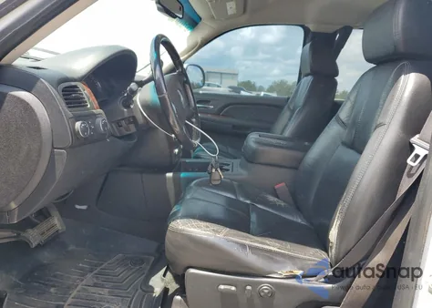 2007 Chevrolet Silverado K1500 z USA, uszkodzony, nr VIN 2GCEK19Y771647380